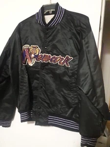 Newark Bears Jason Pierson #36 Game Used Black Field Jacket XXL Team COA - Picture 1 of 3