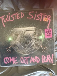 Twisted Sister Come Out And Play Vinyl With Hype Sticker  - Picture 1 of 2