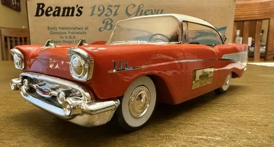 Jim Beam 1957 rojo Chevy Bel Air tapa dura jarra con caja y papeleo LEER EDICIÓN Foto 1 de 4