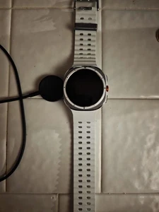 Samsung Galaxy Watch Ultra 47 mm - Photo 1 sur 6