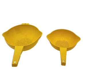 TUPPERWARE Pair of Vintage Yellow Colander/Strainers Pouring spouts 1 & 2 QT - Imagen 1 de 12