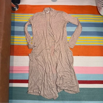 Cardigã feminino Tresics longo bege aberto tamanho médio - Imagem 1 de 3