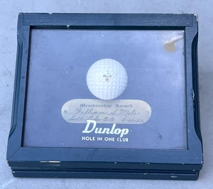 1952 Dunlop Hole In One Membership Award Vitrine mit Maxli Golfball CC - Bild 1 von 7