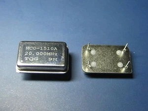 NEW 20.000MHz 20.000M 20MHz 20M Crystal Oscillators DIP4 DIP-4 5pcs - Picture 1 of 2