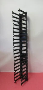 APC AR7721 Vertical Cable Manager for NetShelter SX 890mm Wide - Afbeelding 1 van 8
