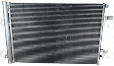 Condensador de aire acondicionado Global Parts para F-250 Super Duty, F-350 Super Duty 3936C Foto 1 de 4