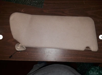 1993 - 1996 凯迪拉克 Fleetwood Driver 左遮阳板 遮阳板 TAN 原始设备制造商 — 第 1/3 张图片