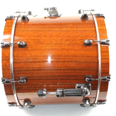 Басовый барабан Tama Starclassic Performer 22 x 18 дюймов - глянцевый натуральный тигровое дерево #R2628 - Изображение 1 из 4