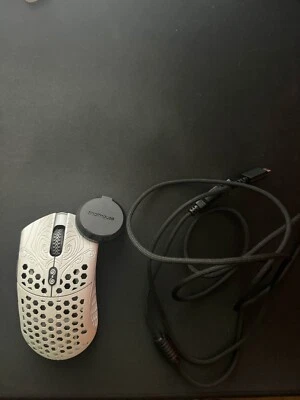 FinalMouse Starlight-12 Pegasus (Medium) - White, Perfect Condition. - Image 1 of 4