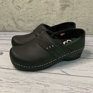 Sanita Signature Danish Black Leather Clogs Professional Comfort Shoes Womens 7
