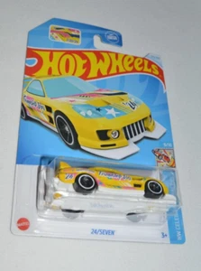 HOT WHEELS HW CELEBRATIONS RACERS 9/10 - 24/SEVEN FRIEND DAY GELB - Bild 1 von 5