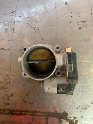 Cadillac CTS 2011-2014 cupé carrocería del acelerador 3,6 L OEM Foto 1 de 4