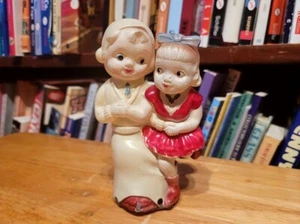 VINTAGE 1940'S or 50'S CELLULOID WIND UP SKATING COUPLE made in OCCUPIED JAPAN - Picture 1 of 10