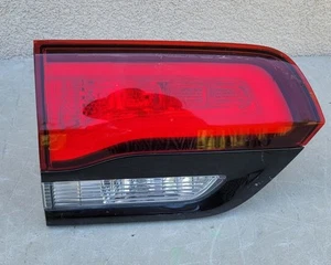 14 15 16 17 22 2014-2022 Jeep Grand Cherokee Inner Tail Light Lamp OEM - Picture 1 of 6