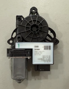 2025 BMW M340i 330i 330e G20 FRONT LEFT SIDE DOOR WINDOW REGULATOR MOTOR OEM - Picture 1 of 4