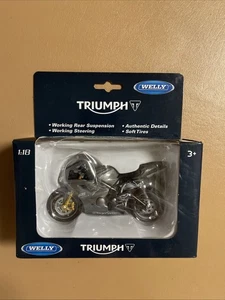 Welly TRIUMPH 1/18 Scale DAYTONA 675 Motorcycle NIB - Picture 1 of 5