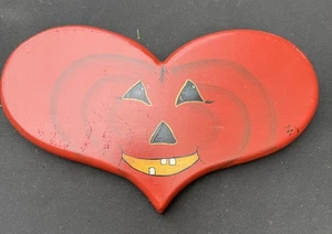 VTG Handpainted Wooden Heart Shaped Pumpkin Autumn Fall Halloween Home Decor - Picture 1 of 4