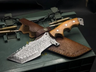 Handmade Damascus Steel Tracker knife Wood Handle, Leather Sheath - Image 1 of 4