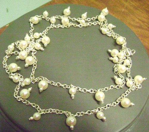 OFF WHITE NUOVA SENZA ETICHETTE COLLANA CATENA PERLE ARGENTO 37" LUNGA BIANCO SPORCO