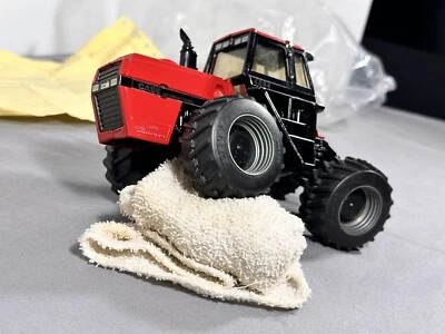 Ertl 1985 CASE International 4894 4WD Diecast 1:32 Tractor In Original Box RARE - Image 1 of 4