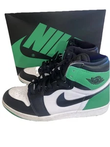 Jordan 1 High OG "Lucky Green" taglia 11,5 DZ5485 031 - Foto 1 di 7