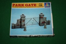 Italeri kit 412 scala 1:35 Park gate portoni con pilastri plastica play set