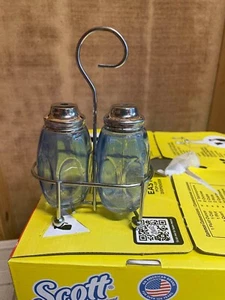 Vintage Set Of  BLUE Airko Salt N Pepper Shaker - Picture 1 of 2