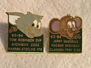 Set di 2 spille alci BPOE per Tom Robinson & Jerry McCorkle Michigan 1993-1994 - Foto 1 di 5