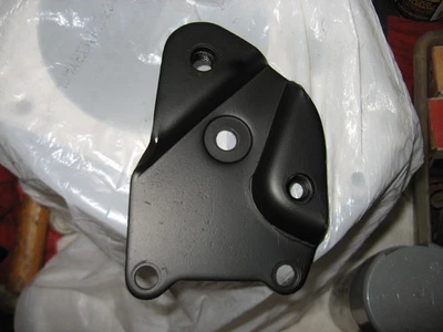 HURST ITM SHIFTER MOUNTING PLATE  LATE MUNCIE SUPER T10 4 SPEED - Image 1 of 2