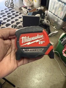 Milwaukee 48-22-0325 Measuring Tape Used - Picture 1 of 5