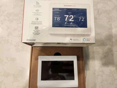 Honeywell Wi-Fi Thermostat with Wall Plate - White - Image 1 of 3