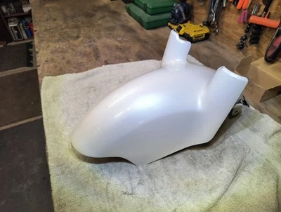 Para-lama dianteiro 89 Honda PC800 PC 800 Pacific Coast - Imagem 1 de 4