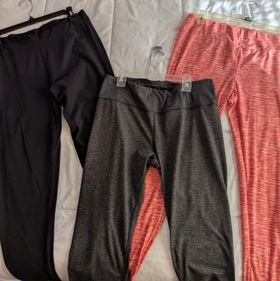 3 Pair Of Women's Size XL Leggings- Black, Gray & Coral-Sofra, Time And Tru - Image 1 of 4