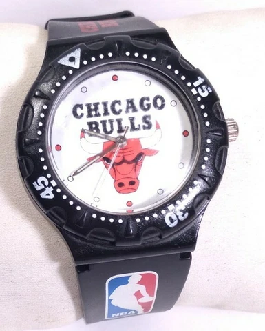Nba 1995 Chicago Bulls Watch Innovative Time Black Band Resin Case Collectible Cover