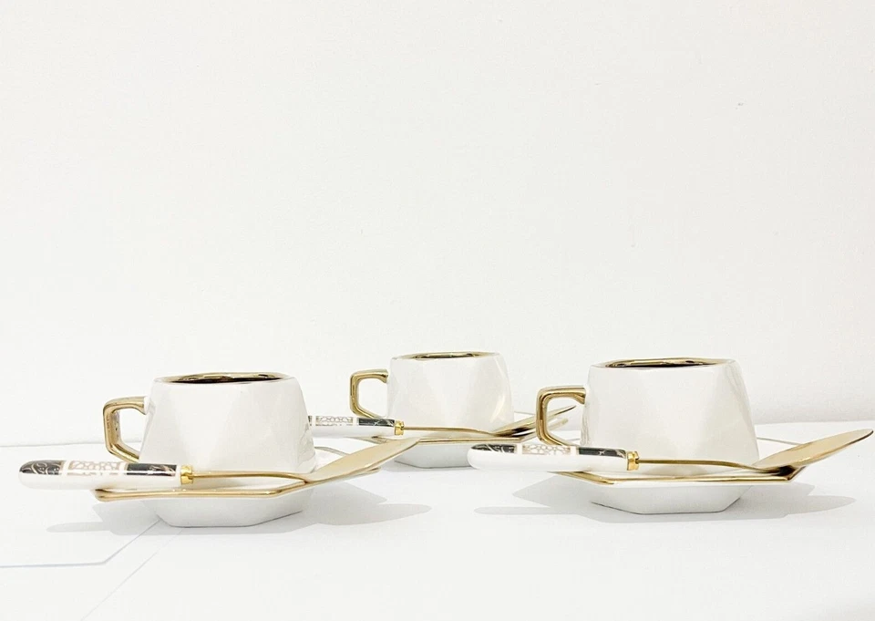 9 tazas y platillos de café y cucharadita de porcelana de oro blanco árabe turco griego  Foto 1 de 4