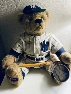 1956 Mickey Mantle New York Yankees Cooperstown Bear w/Game-Used Bat Pin 76/536 - Image 1 of 4