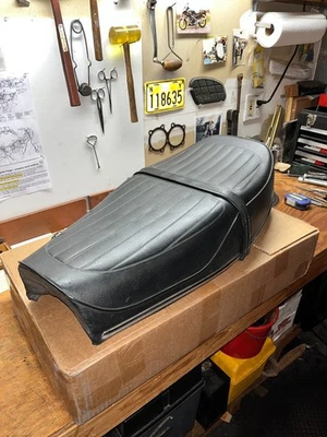Yamaha XS650  1974-1977 447-24730  Motorcycle Seat Used OEM Stock  IT3-24730 - Image 1 of 4
