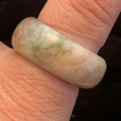 Pink & Green Marbled Agate Band Ring - Size 9 - Image 1 of 3