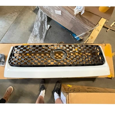 Front Grille Chrome Bumper Grille For 2014-2020 Toyota Tundra 040 Super White Foto 1 de 4
