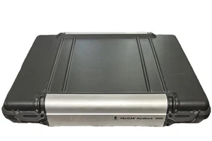 Pelican Hardback 1090 Notebook Laptop Computer Hard Case (No foam Or Strap) - Picture 1 of 12