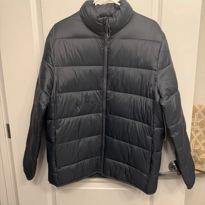 Men's Swiss + Tech Puffer Jacket Gray M Medium Brand New - Image 1 of 4