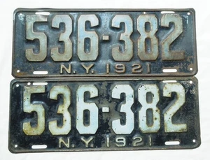 Set of 1921 New York State Licenses Plates 536-382 - Picture 1 of 2