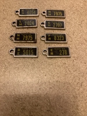 DAV Texas Tags 1954 Lot Of (8) Keychain License Plates Fob - Image 1 of 4
