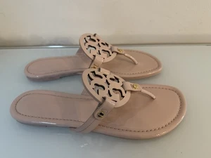 $198+ Tory Burch Miller Sandal Thong Flat Patent Leather Sea Shell PINK Sz 9 M - Picture 1 of 10