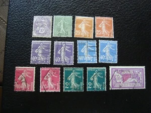 FRANCE - timbre yvert/tellier n° 232/240 obl (A50) - Picture 1 of 1