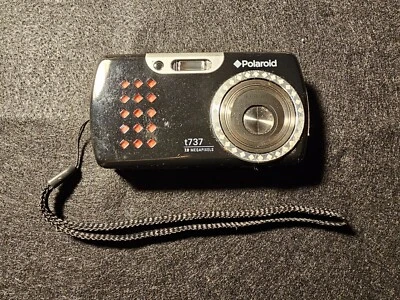 POLAROID Dig. Camera m737T 7.0 MEGAPIXEL 3X Fine Zoom (No Charger) - Image 1 of 4