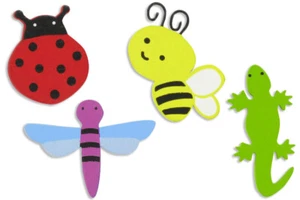 Wooden Painted Insects Embellishment 2.5 to 4.5 cm 8 Pieces - Picture 1 of 1