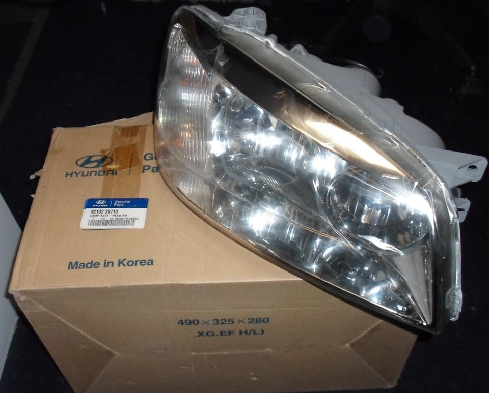 Оригинальная фара в сборе для 04–05 Hyundai XG300/350 — HID — только правая — 9210239710 - Изображение 1 из 4
