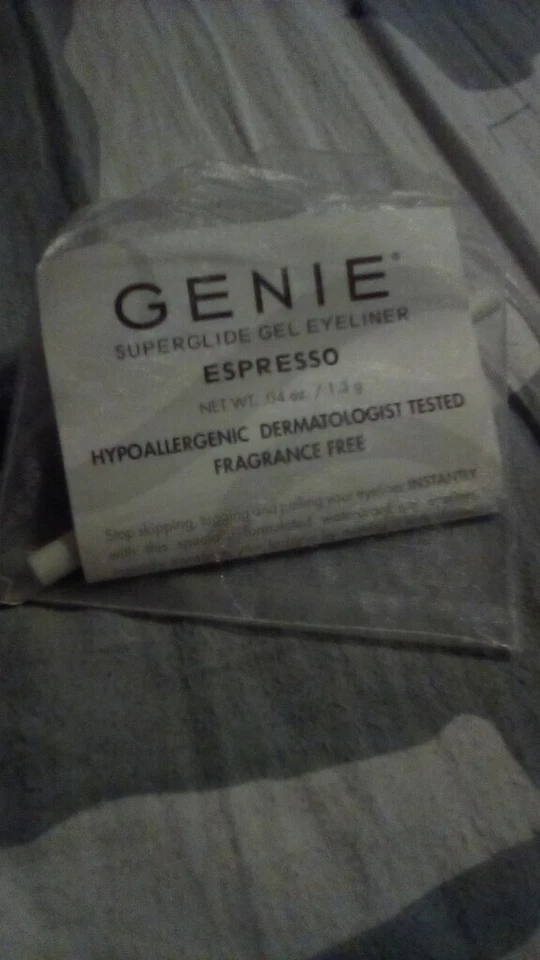 GENIE Beauty Superglide Gel Eyeliner Waterproof Espresso w/ sharpen - Full Size - Image 1 of 2