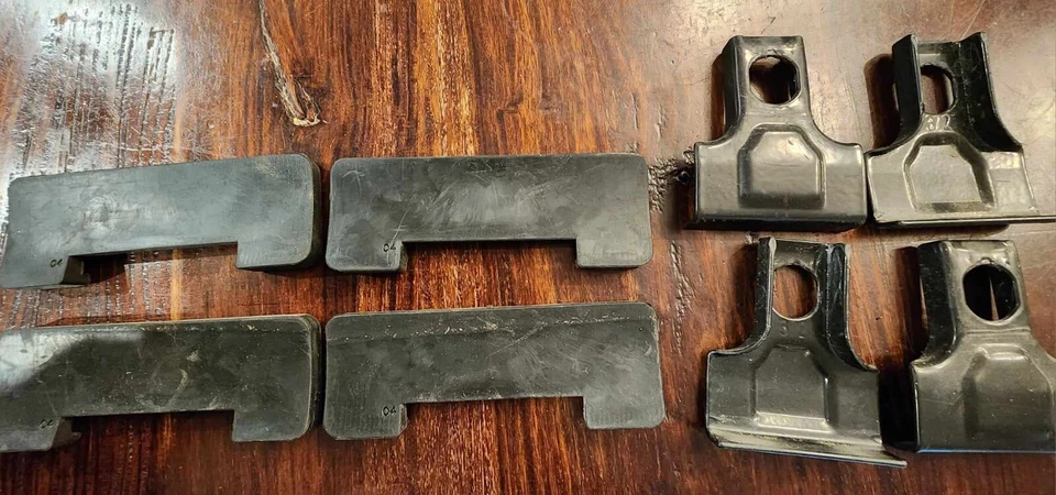 Thule Fit Kit 480/480R Foot Pack for 1997 Toyota Camry - Image 1 of 1